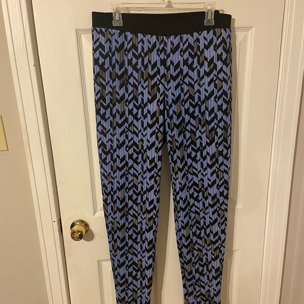 new directions Blue and Black Geometric Leggings